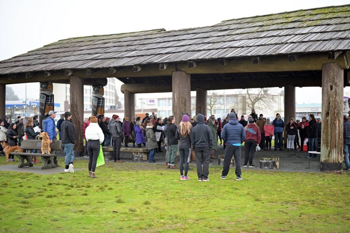 A rally in support of gyms and other fitness businesses reopening at Robert Ostler Park in downtown Campbell River on Jan. 18, 2022. Photo by Sean Feagan / Campbell River Mirror.