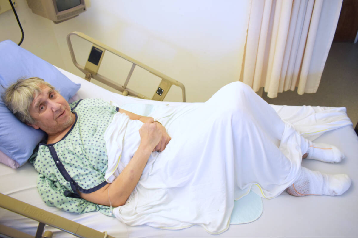 Ira Shaw recovers in hospital on Jan. 20, after the amputation of portions of toes from effects of frostbite when he alleges he was kicked out of the Cranes Crossing homeless shelter. (Photo: K-J Millar/The Northern View)