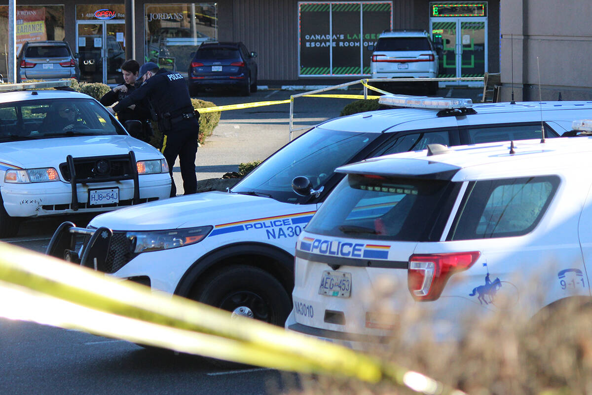 Police have blocked off a business area off of Rutherford Road in Nanaimo. (Karl Yu/News Bulletin)