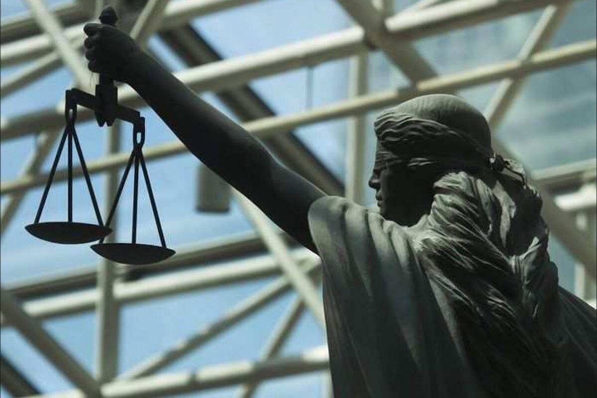 Statue of Lady Justice at B.C. Supreme Court in Vancouver. (File photo)