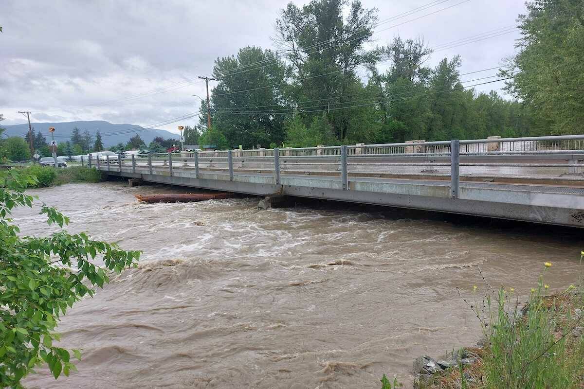 Bridge over Kelowna’s Mission Creek at KLO and Spiers roads. (Photo/Jacqueline Gelineau)