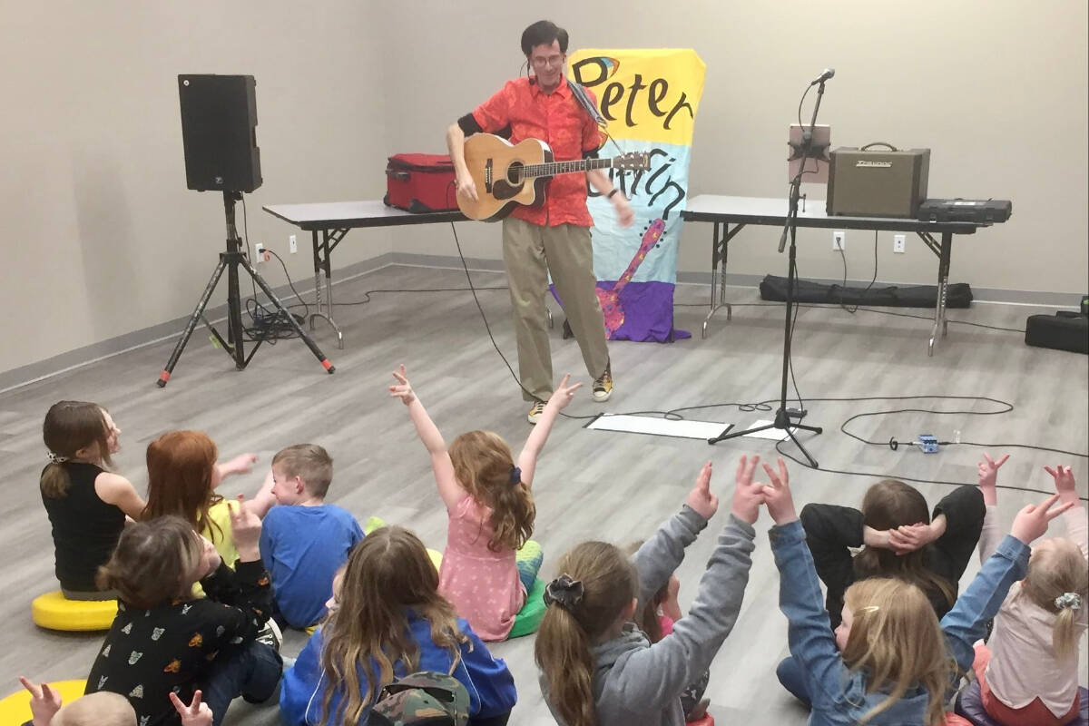 Peter Puffin’s Whale Tales is coming to the Sidney/North Saanich library Aug. 4 for a free outdoor concert. (Courtesy Peter Puffin’s Whale Tales/Facebook)