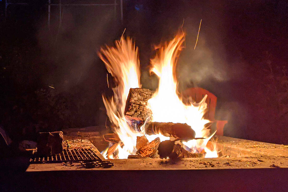 Campfire. (Phil McLachlan - Black Press Media - File)