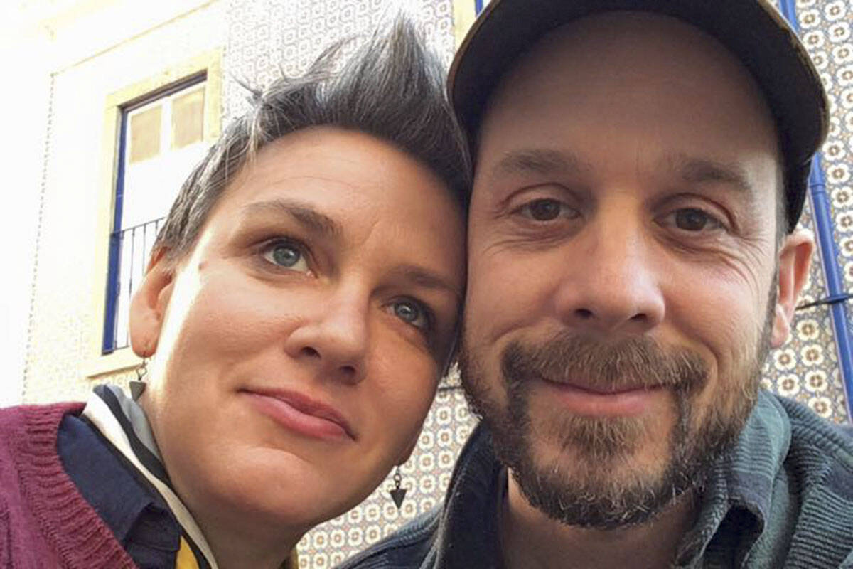 Jeremy Gordaneer (right) and his wife Thea Patterson. Gordaneer’s family and police are appealing for information from the public that could aid the investigation into his murder. (Jeremy Gordaneer/Facebook)