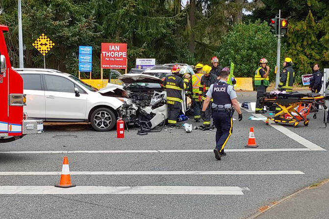 Two people were taken to hospital after a crash at Hammond Bay and Rutherford roads on Friday, Sept. 23. (Chris Bush/News Bulletin)
