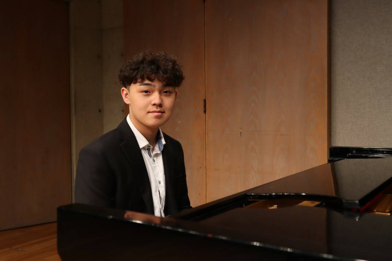 Soloist Carey Wong will be featured in Chopin’s Piano Concerto No. 1 when the Sooke Philharmonic performs in Metchosin on Oct. 29 and at Sooke Community Hall on Oct. 30. (Photo contributed)