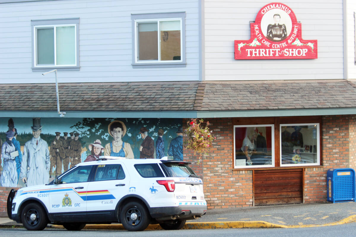 Police vehicle outside the Chemainus Health Care Auxiliary Thrift Shop. (Photo by Don Bodger)