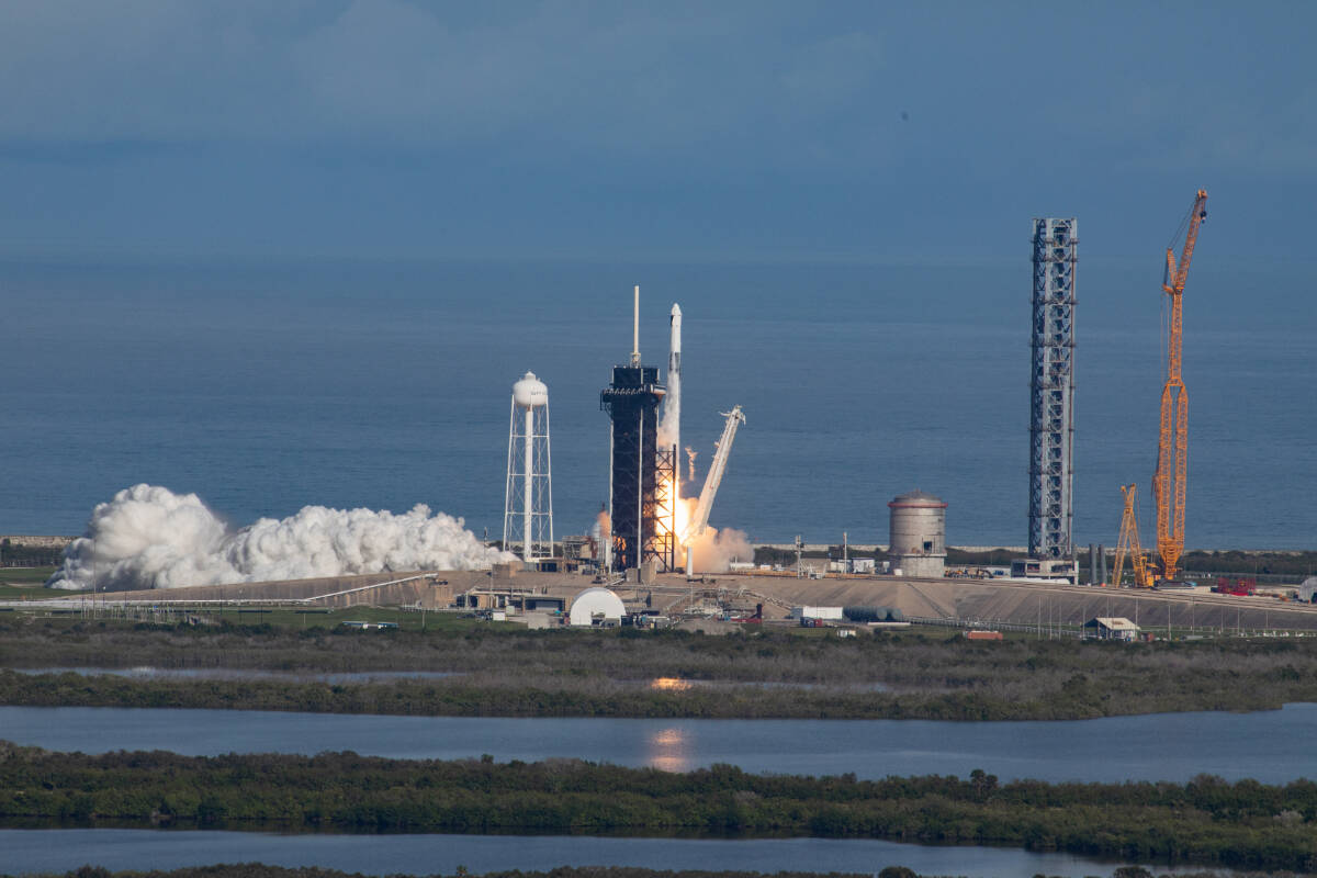 The SpaceX Falcon 9 rocket carrying the Dragon cargo spacecraft lifts off from Launch Complex 39A at NASA’s Kennedy Space Center in Florida on Nov. 26, on the company’s 26th commercial resupply services mission for the agency to the International Space Station. (Kim Shiflett/NASA)