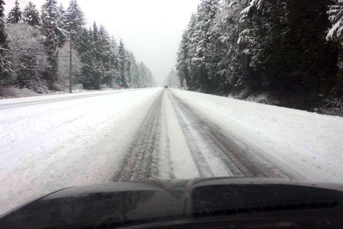 Heavy snowfall and icy roads have made highway travel a challenge in the Parksville Qualicum Beach area. (Michael Briones photo)