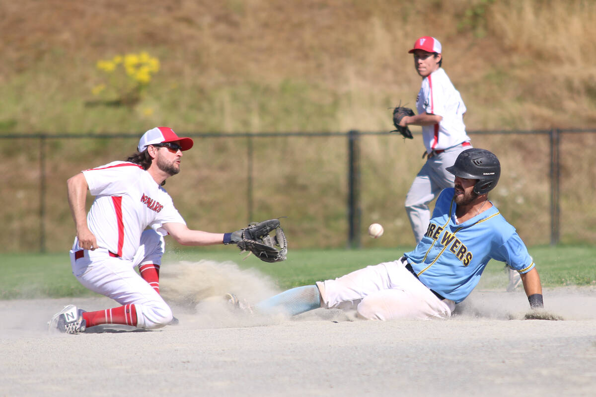 Jamie Roberts beats the throw to second base during the second game of the Mid-Island Brewers’ SIBL semifinal doubleheader against the Layritz Monarchs at Evans Park last Saturday afternoon, Aug. 6. (Kevin Rothbauer/Citizen)