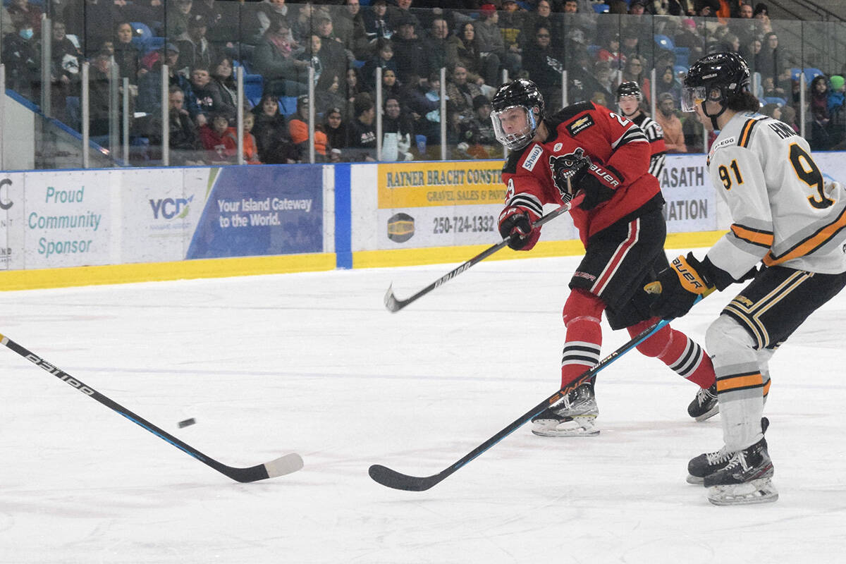 Port Alberni’s Nicholas Beneteau fires a shot at the Victoria goal in the first period of a game on Saturday, Jan. 28. (ELENA RARDON / ALBERNI VALLEY NEWS)