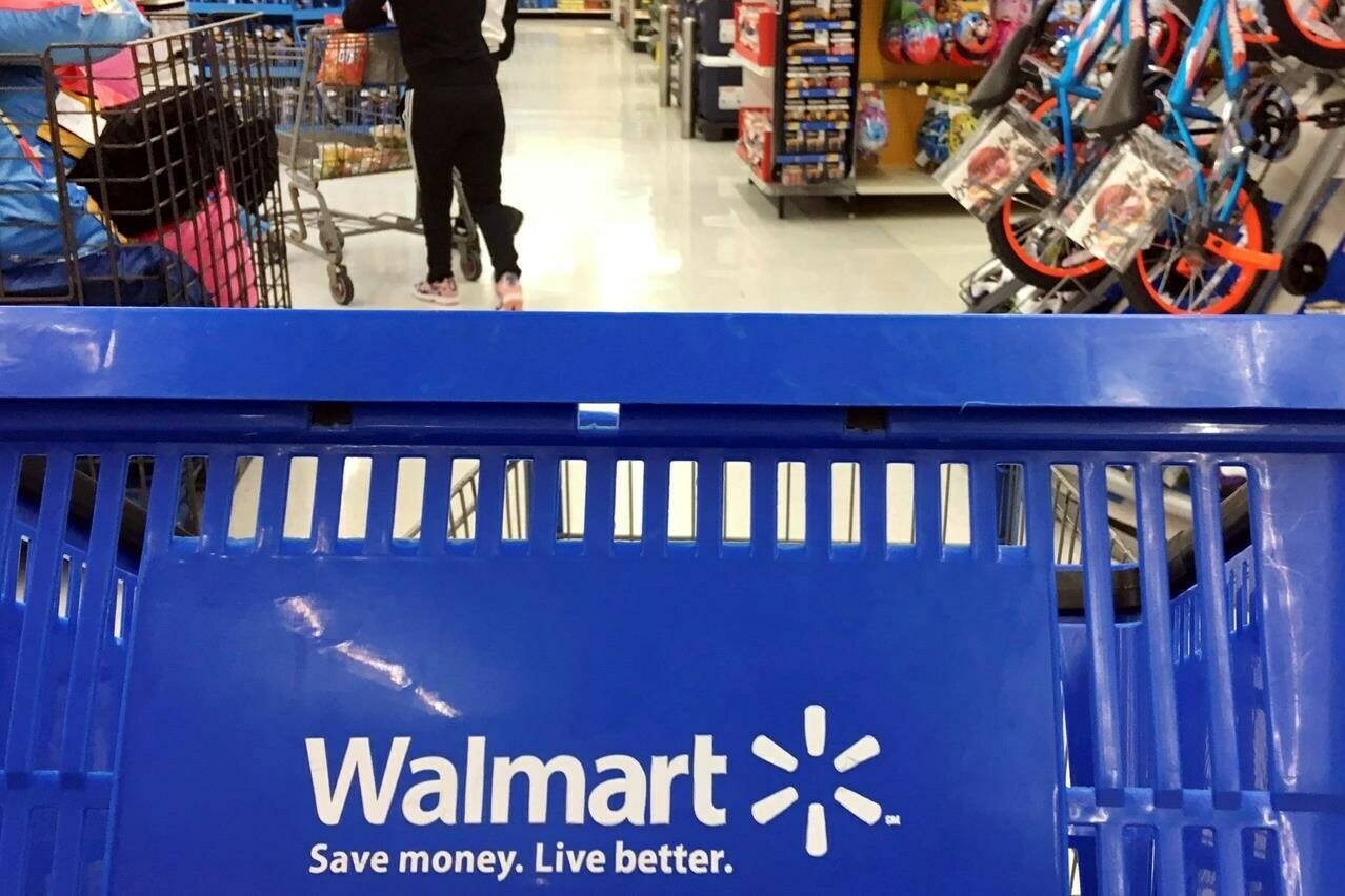Walmart Canada CEO Gonzalo Gebara spoke before the parliamentary committee on food inflation on March 27, 2023. Customers shop for food at Walmart in Salem, N.H., Monday, June 5, 2017. THE CANADIAN PRESS/AP-Elise Amendola
