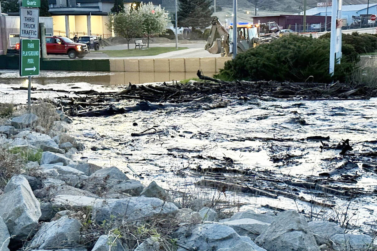 Cache Creek overflows the culvert at Quartz Road on the evening of April 29. (Photo credit: Sheila Olson)