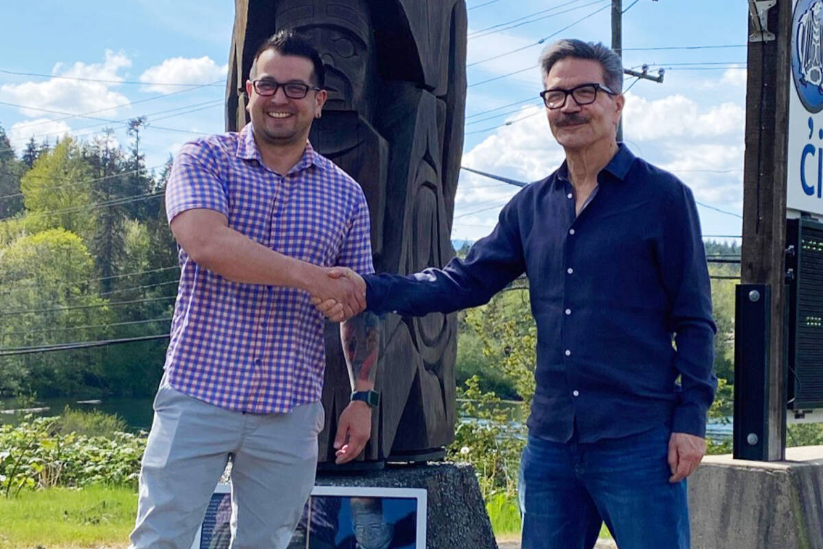 Wahmeesh Ken Watts, left, elected Chief Councillor with Tseshaht First Nation, and Evan Cook, Huu-ay-aht First Nations councillor, on May 11, 2023 announce a partnership between the nations to build a new hotel in the Alberni Valley. (MELISSA BIGMORE PHOTO)