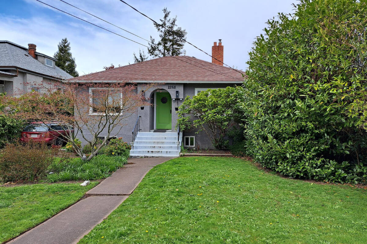 This 850-square-foot home with two bedrooms and a bathroom, plus local delivery and installation, is listed for $124,300. (Nickel Bros. photo)