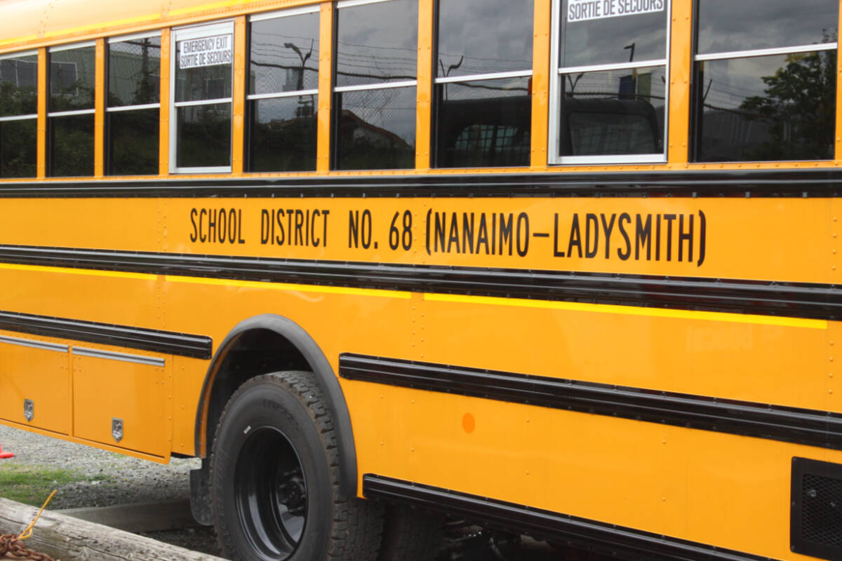 A new administrative procedure for Nanaimo Ladysmith Public Schools-owned vehicle idling on school sites was detailed June 14. Electric buses, like the one pictured here, are exempt. (News Bulletin file photo)