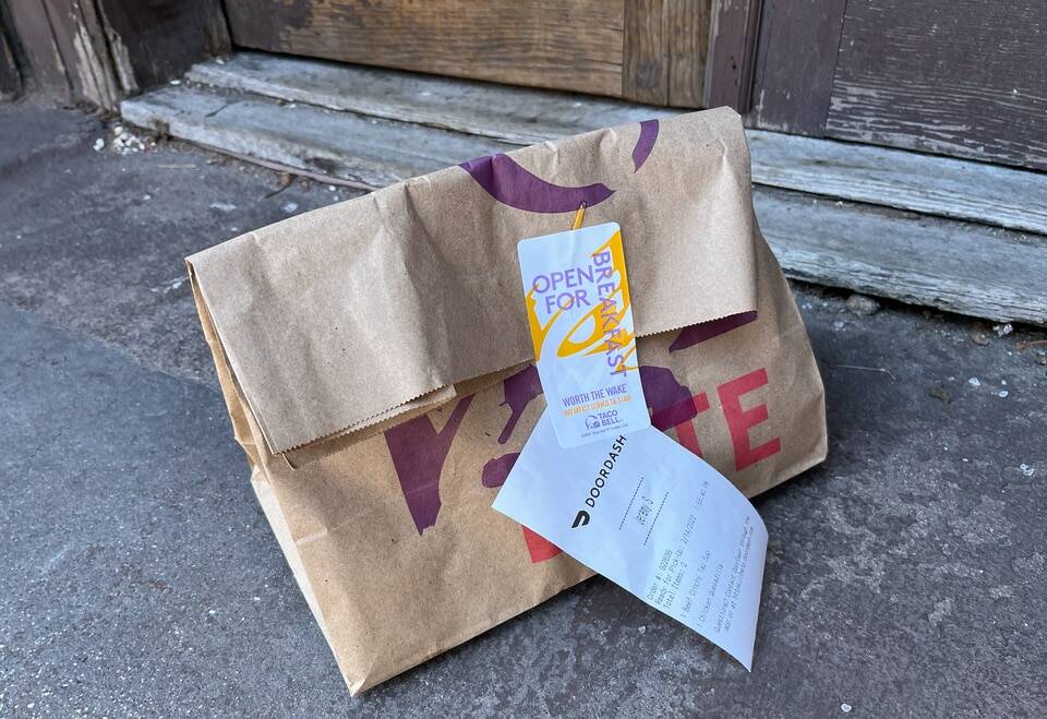 A Door Dash Taco Bell order. (Jeremy Schneider | NJ Advance Media for NJ.com | TNS | File Photo)