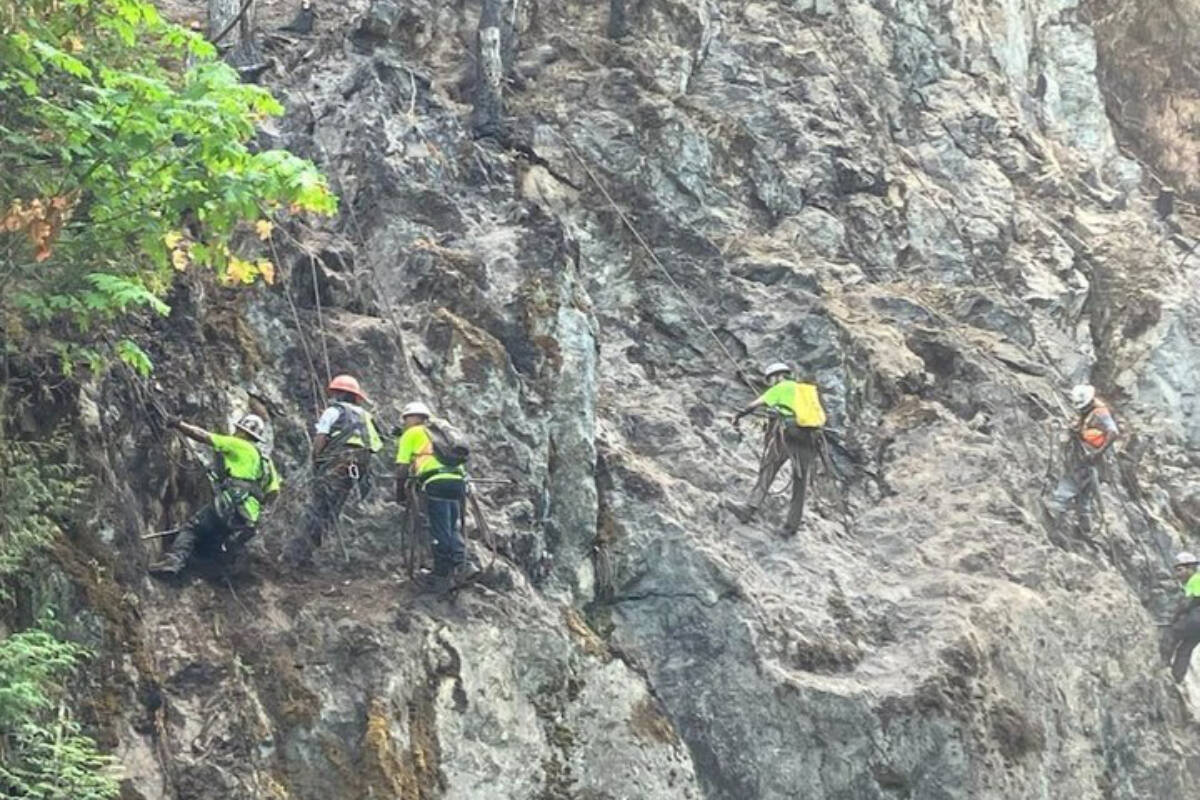 Crews work on rock scaling on Highway 4 east of Port Alberni. (FACEBOOK PHOTO COURTESY BC TRANSPORTATION AND INFRASTRUCTURE)