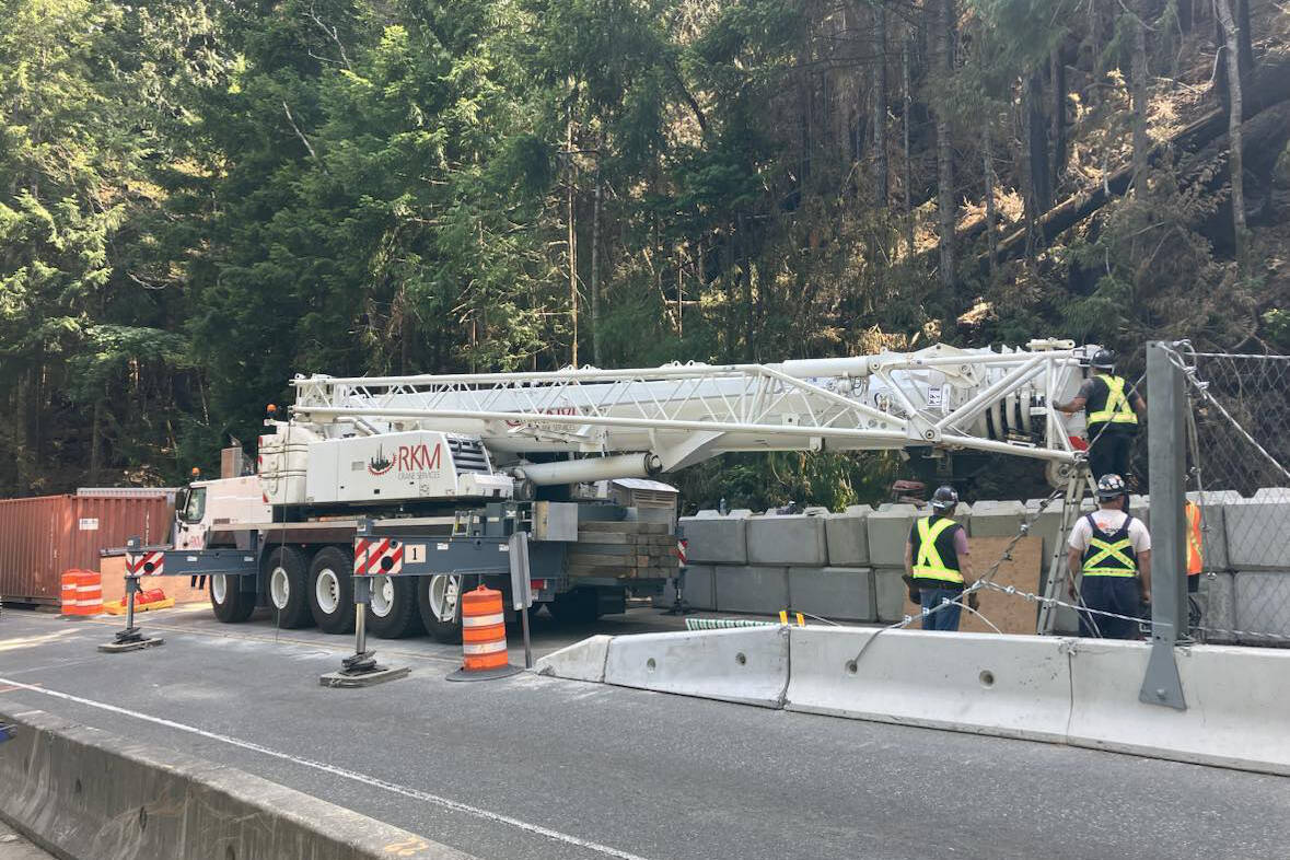 A rockfall netting crane is removed from Cameron Lake Bluffs on BC Highway 4. (PHOTO COURTESY MINISTRY OF TRANSPORTATION AND INFRASTRUCTURE)