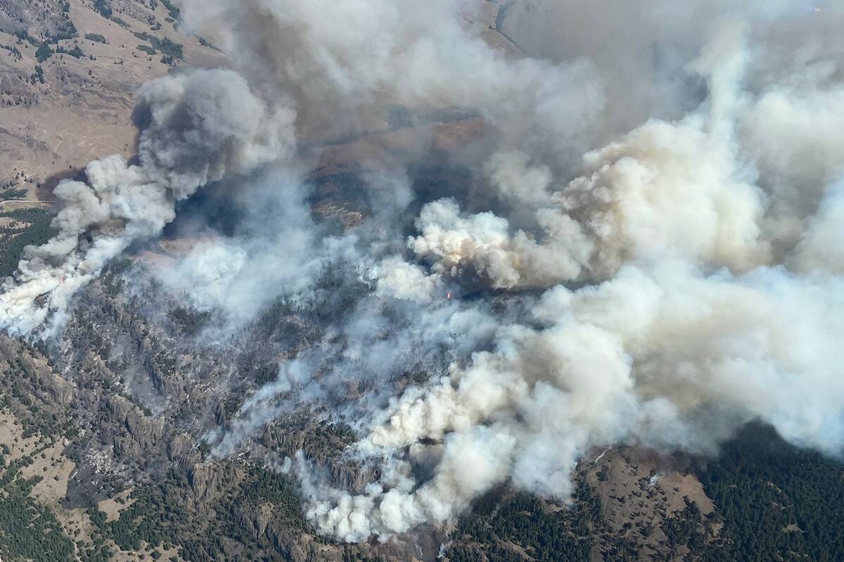 The Upper Park Rill Creek wildfire continues to burn northwest of Keremeos. (BC Wildfire Services)