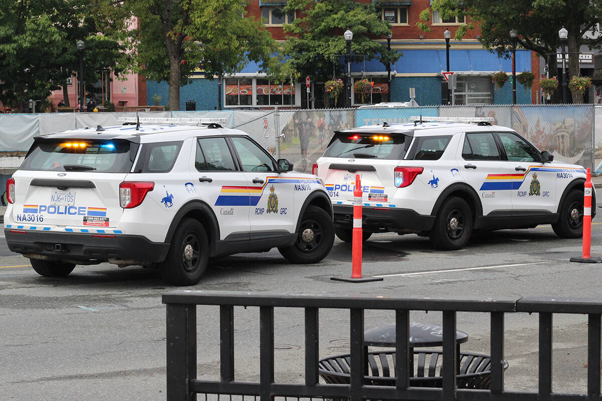 Nanaimo RCMP at the scene of a stabbing incident in the Victoria Crescent area in downtown Nanaimo the morning of Sept. 6. A man faces charges of assault causing bodily harm (Greg Sakaki/News Bulletin)