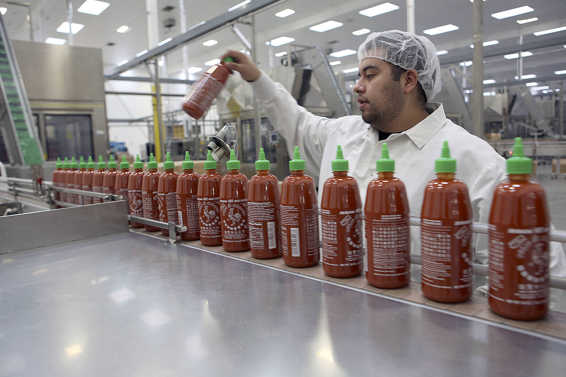 Huy Fong Foods brand of sriracha has been hard to find this year due to drought conditions in the U.S. (Irfan Khan/Los Angeles Times/TNS)