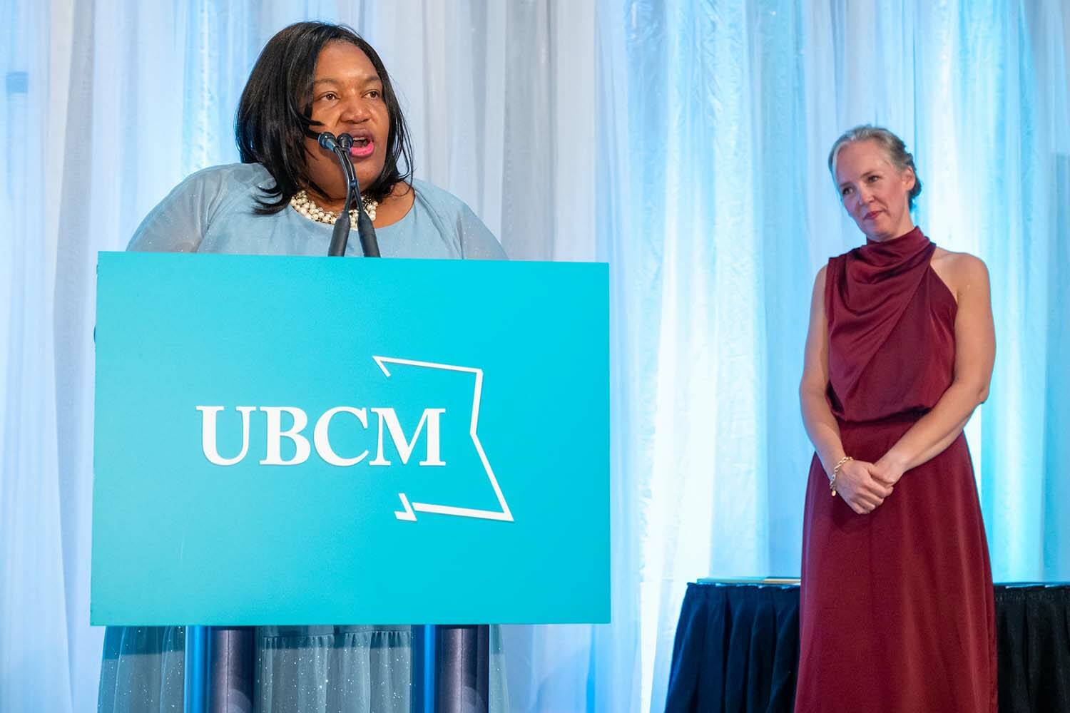 Coun. Trish Mandewo of Coquitlam is the new president of the Union of British Columbia Municipalities. Mandewo, who is the first Black president of UBCM in its history, assumes the office from past president Coun. Jen Ford of Whistler. (UBCM/Flickr)