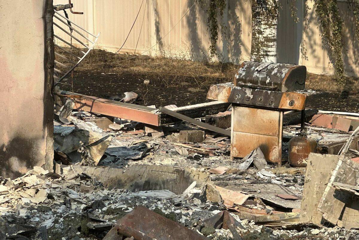 Devastating from a burn home caused by the Walroy Lake wildfire in Kelowna. (Brittany Webster/Capital News)