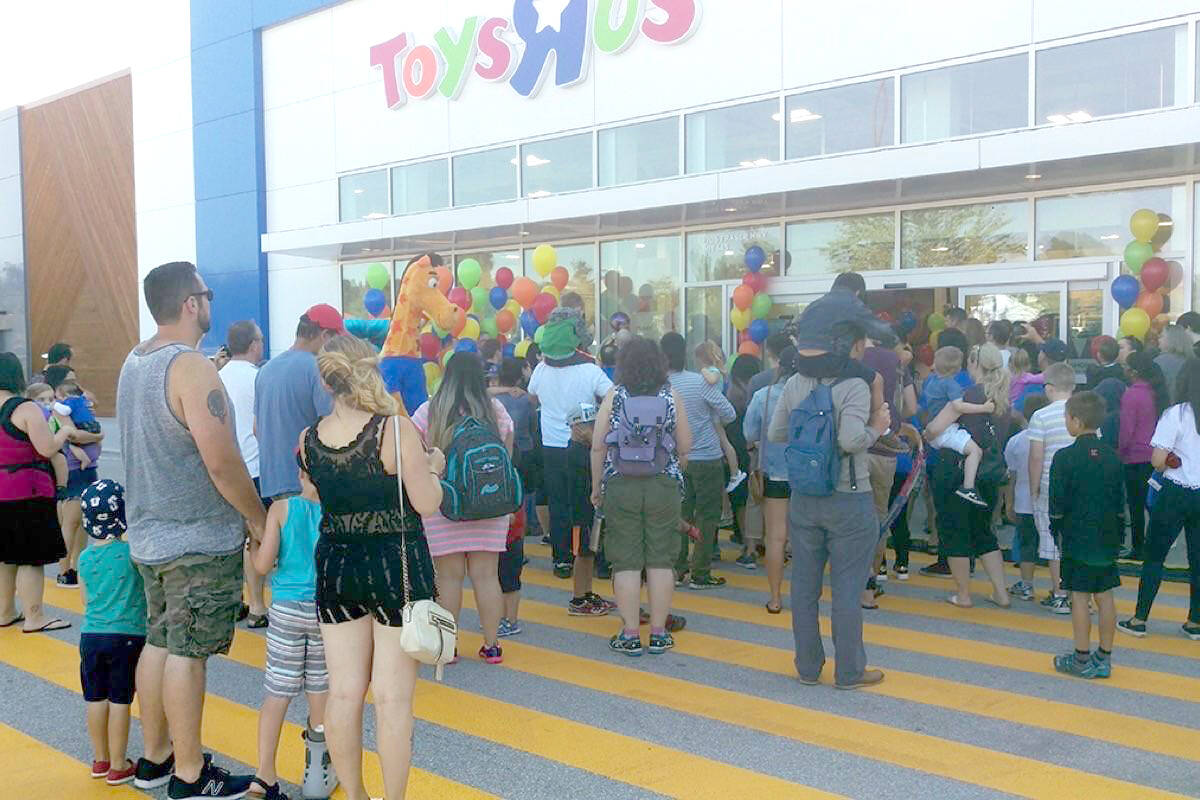 Toys “R” Us at Willowbrook Shopping Centre. File photo