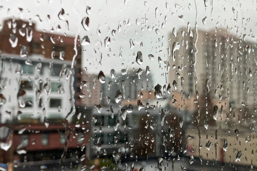 Environment Canada predicts 30 to 70 mm of rain could fall on the south and east Island Tuesday (Oct. 24) with a potential for heavy wet snow. (Christine van Reeuwyk/News Staff)