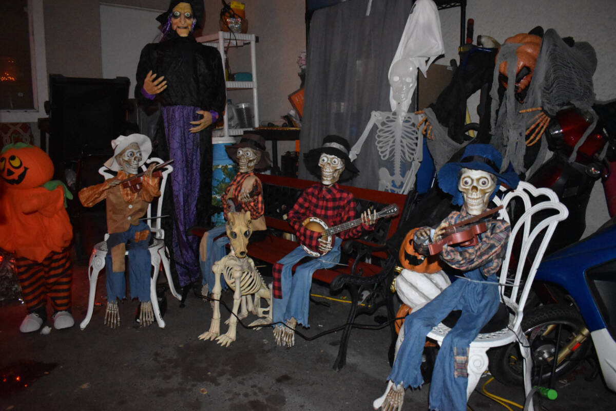Barb Longhorn’s garage band brings a new meaning to the term ‘deadheads.’ Photo by Terry Farrell