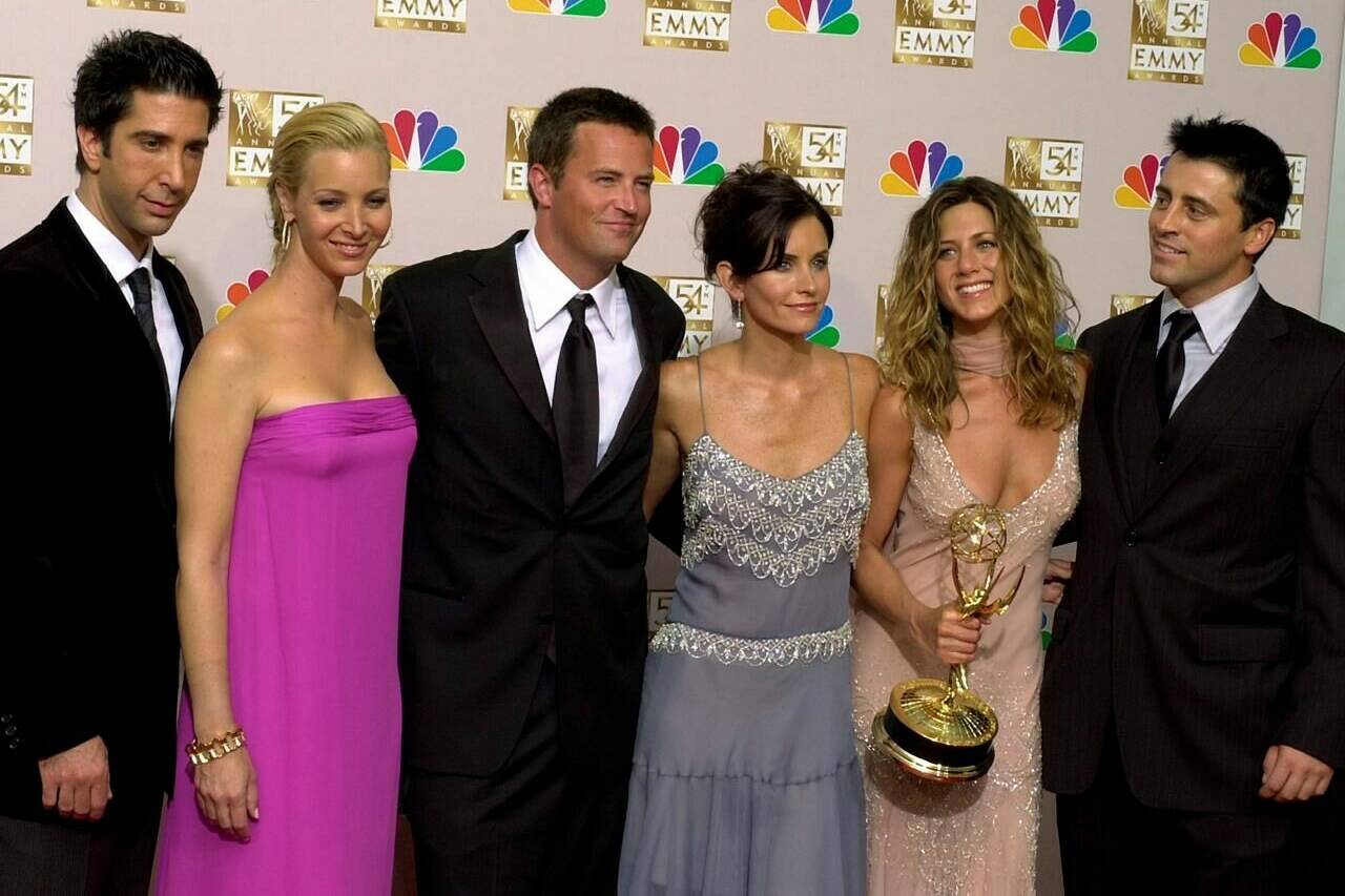 FILE - David Schwimmer, Lisa Kudrow, Matthew Perry, Courteney Cox, Jennifer Aniston and Matt LeBlanc pose after “Friends” won outstanding comedy series at the 54th Primetime Emmy Awards Sept. 22, 2002, in Los Angeles. Perry, who starred Chandler Bing has died. The actor was found dead of an apparent drowning at his Los Angeles home on Saturday, according to the Los Angeles Times and celebrity website TMZ, which was the first to report the news. Both outlets cited unnamed sources confirming Perry’s death. His publicists and other representatives did not immediately return messages seeking comment. (AP Photo/Reed Saxon, File)