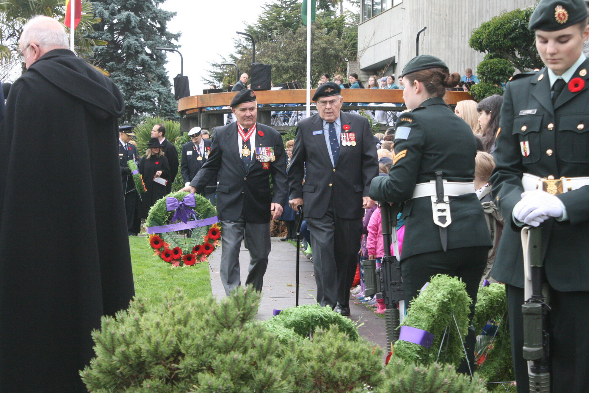Veterans lay a wreath at the Saanich Cenotaph during a previous Remembrance Day ceremony. (Black Press Media file photo)