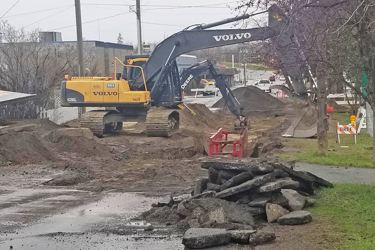 New proposed legislation promises to speed up construction of housing and expand the use of development cost charges funding urban infrastructure. (Black Press Media file photo)