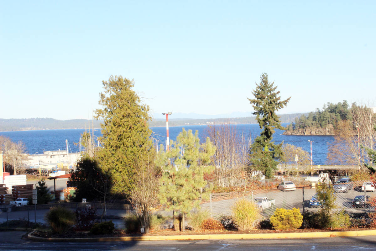 Beautiful weather marked many days around Chemainus in November. (Photo by Don Bodger)