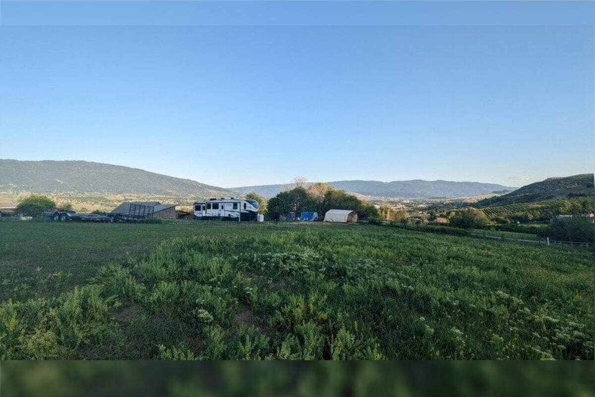 Lee and Sondra Watkins will not have to pay nearly $2,800 in fines for living in their RV on family-owned property in Vernon. (change.org)