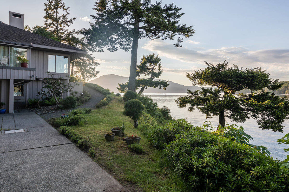 The Queen Mary Bay property at 1850 Lands End Rd. (File contributed/Victoria Luxury Group)