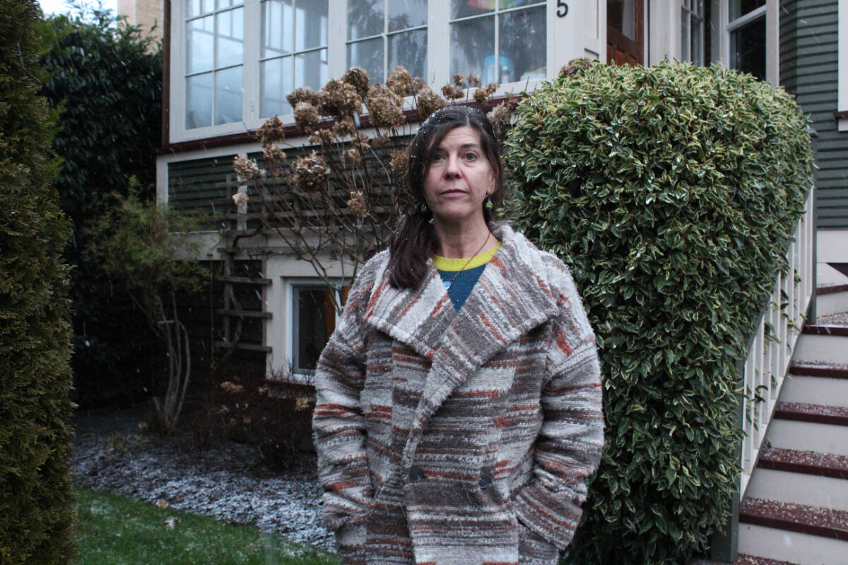 Jinelle Woodley has been living with post-COVID syndrome for 21 months. (Samantha Duerksen/Black Press Media)