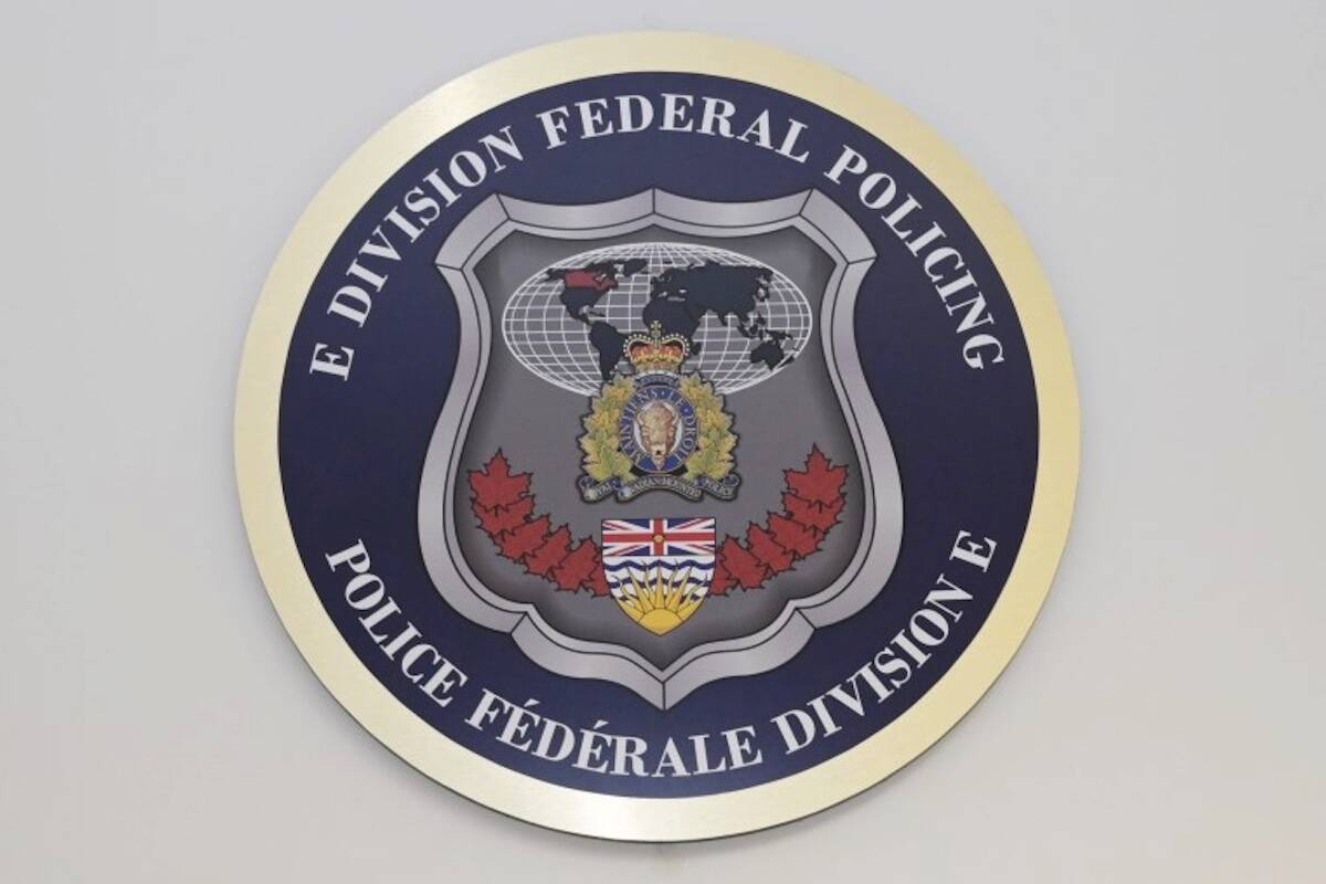 FSOC Major Projects teams are specially trained to conduct highly complex, long-term investigative projects that have a national, and transnational scope. (RCMP)