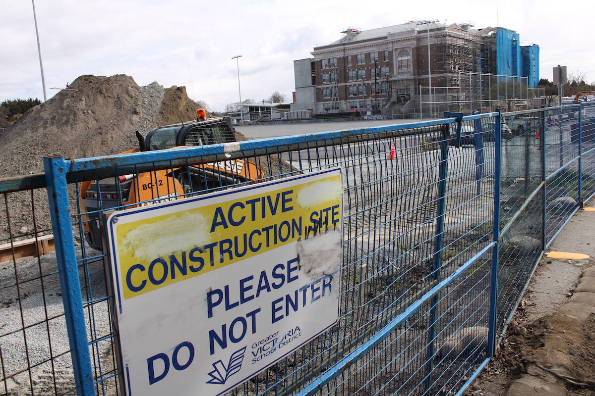 Victoria High School’s reopening was delayed due to an interior work delay. (Jake Romphf/News Staff)