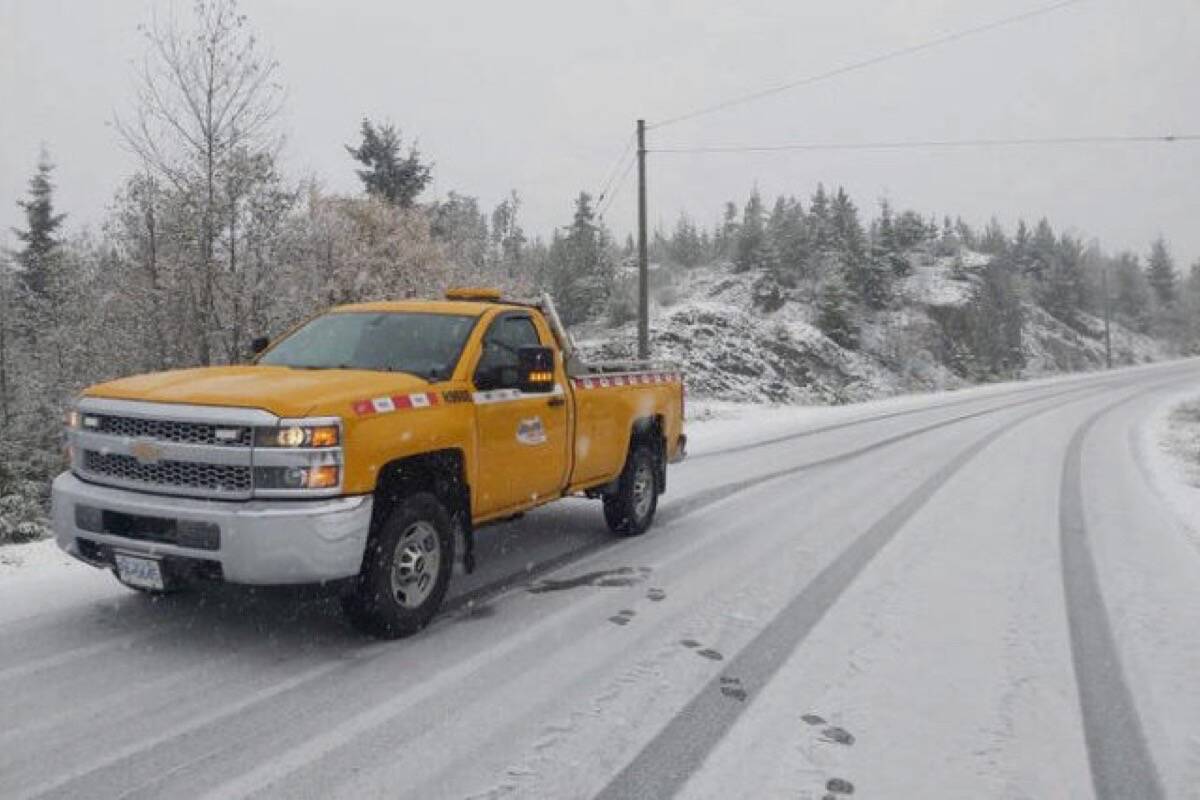 Snowfall is expected on the Malahat overnight Tuesday and into Wednesday (Jan. 17). (Emcon Services Inc./Twitter)