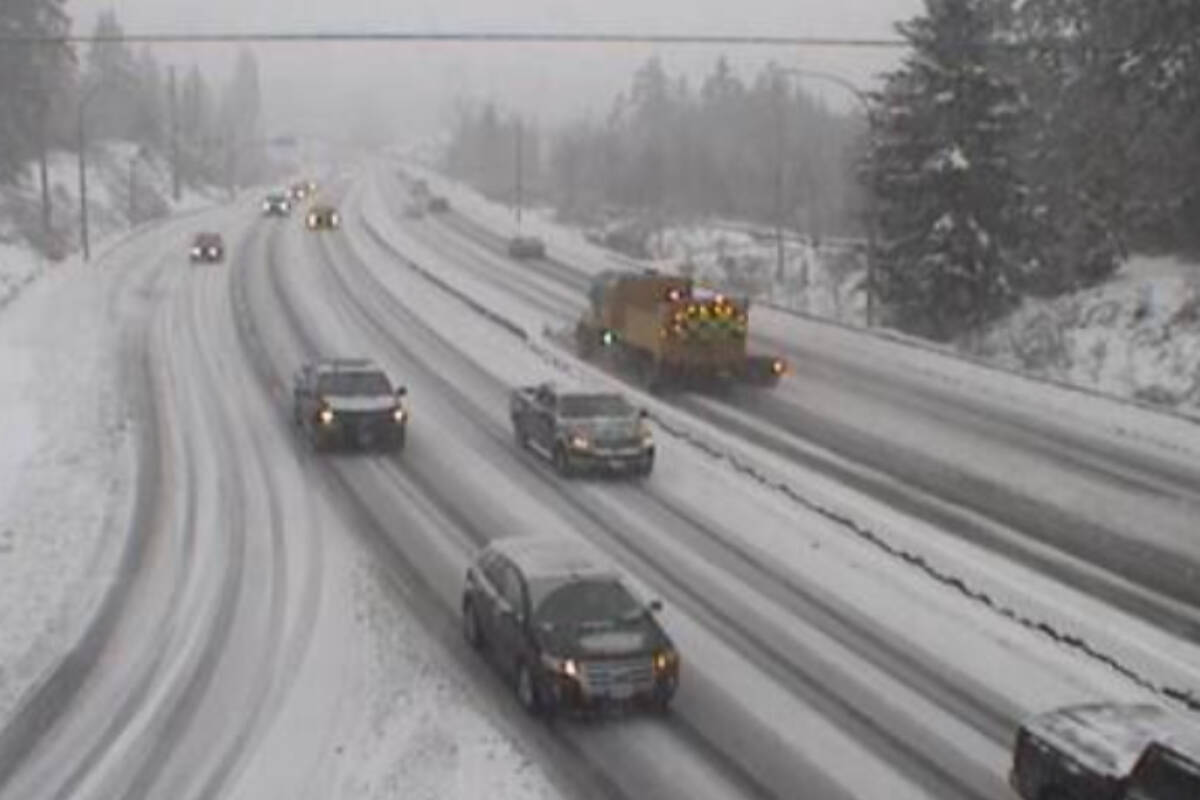 The north end of the Malahat Highway, pictured around 10:30 a.m. on Thursday, Jan. 18, 2023, after another dump of snow. (DriveBC)